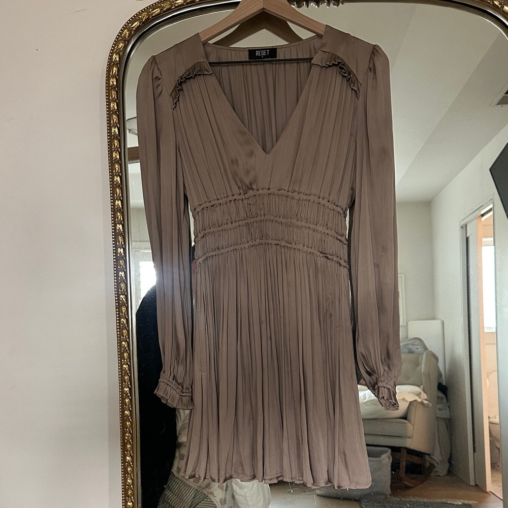 Elegant Long Sleeve Dress in Taupe